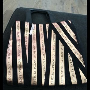 Victoria’s Secret beach bag